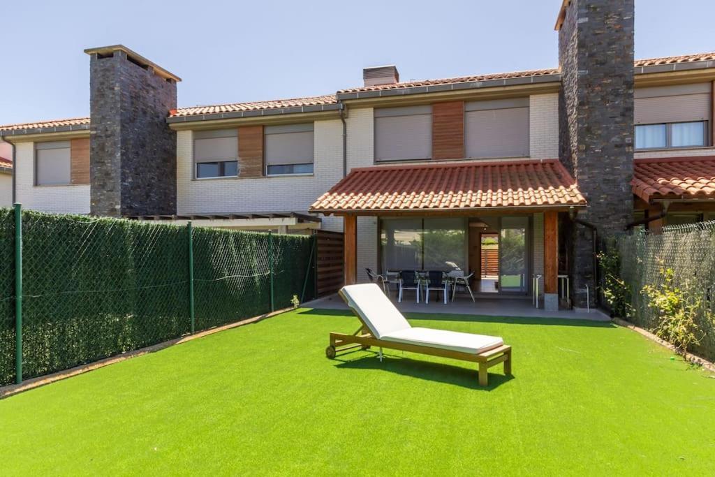 Chalet En Ciruena Con Barbacoa 外观 照片